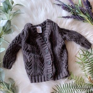 💓4 FOR $16💓 Baby Girl Button Sweater - 6 months